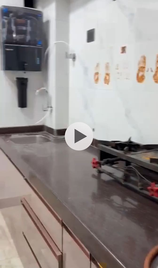 JANHAVI BHAKT's room