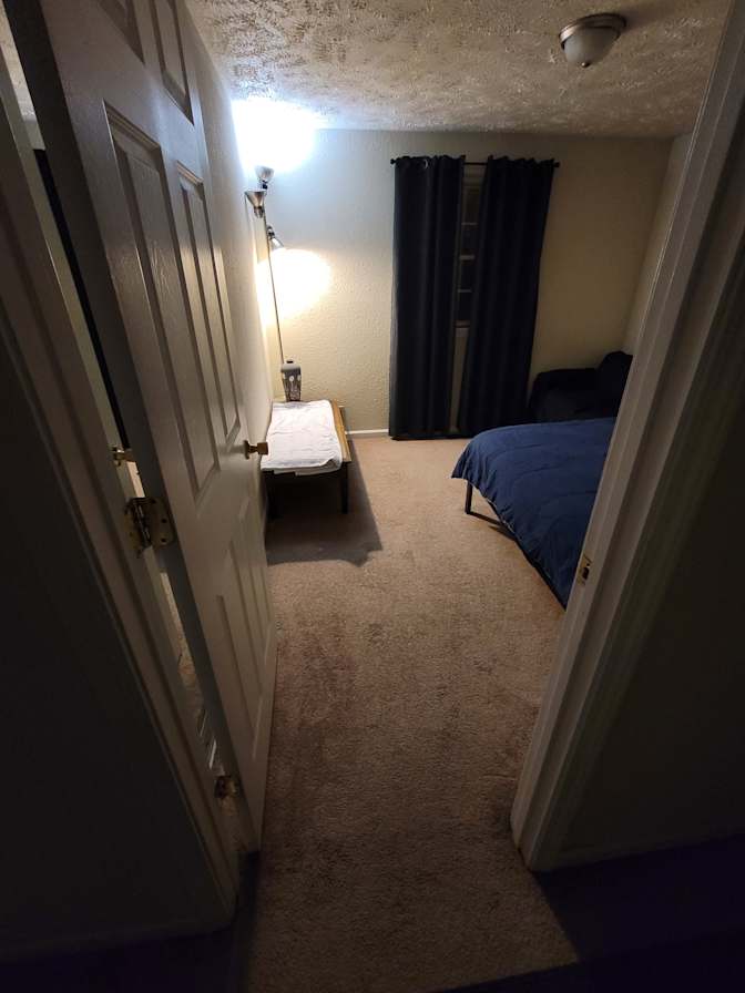 RICHIE's room