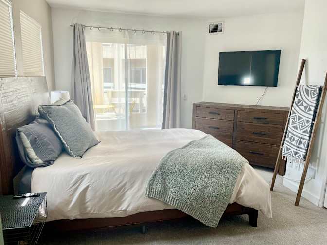Lauren's room