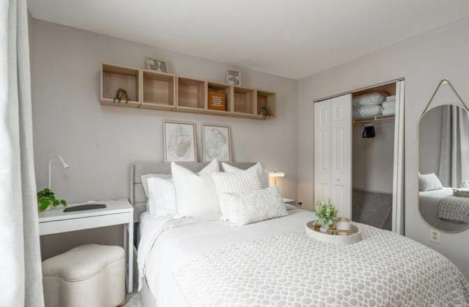 Barbra's room