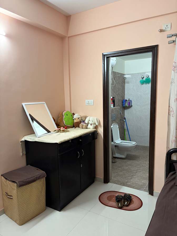 Sakshi's room