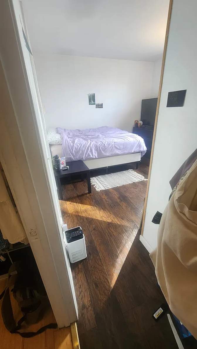 Student Housing's room