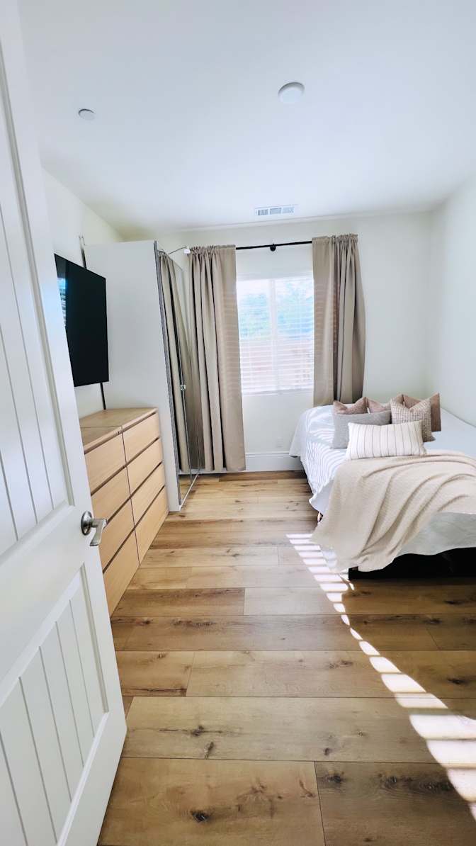 Lorena's room
