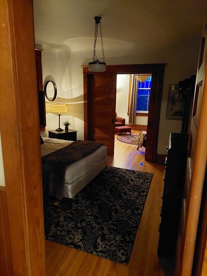 George's room