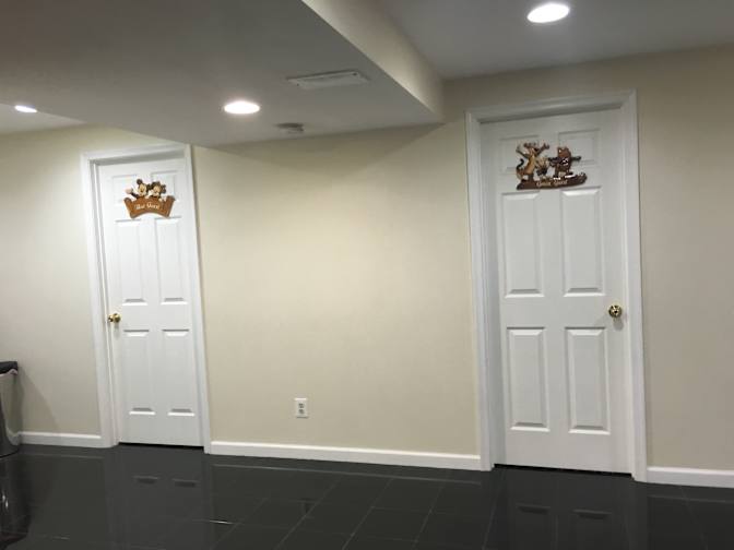 Lynn's room