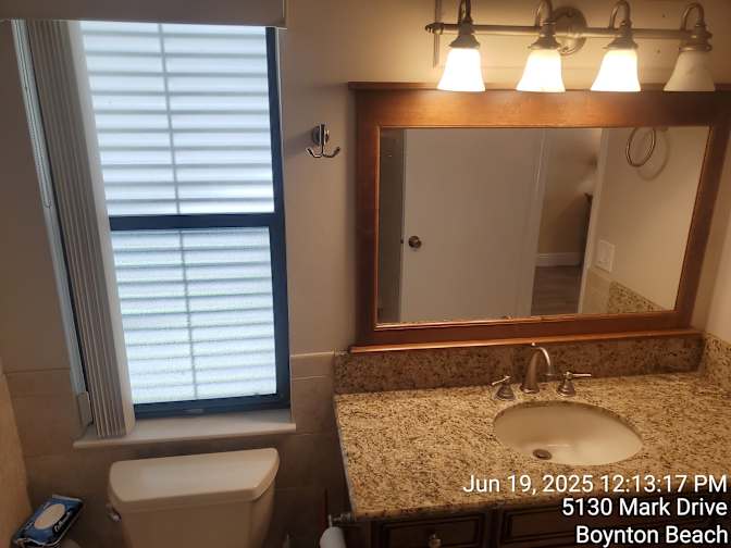 Jason Bryan, Realtor's room