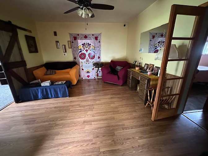 Tiffany Bergeron's room