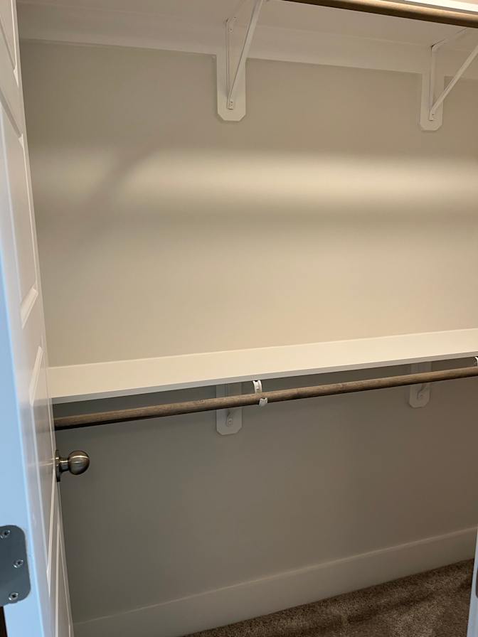 Alcove Rooms's room