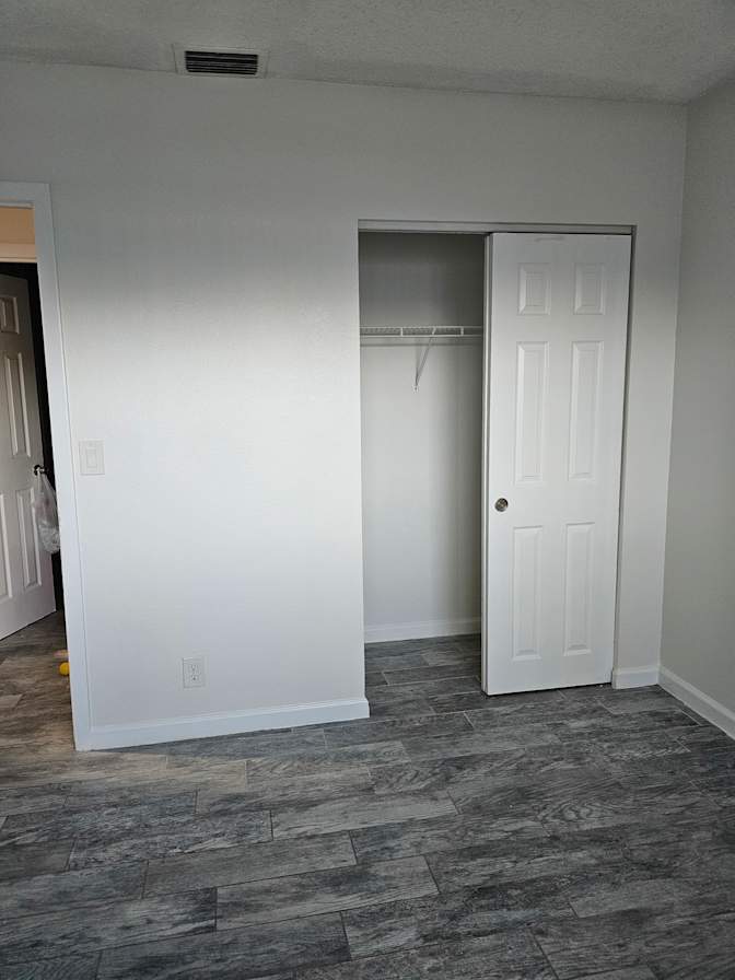 Caroline B's room