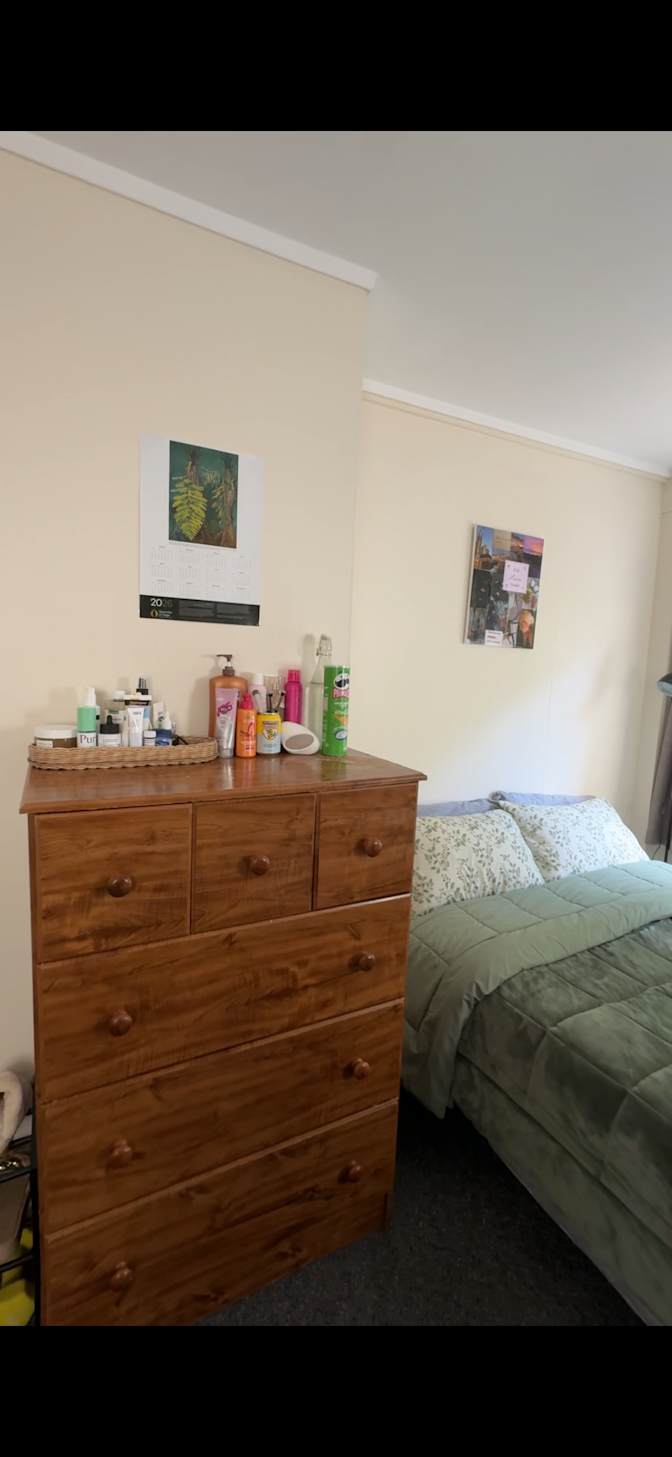 Lvii's room