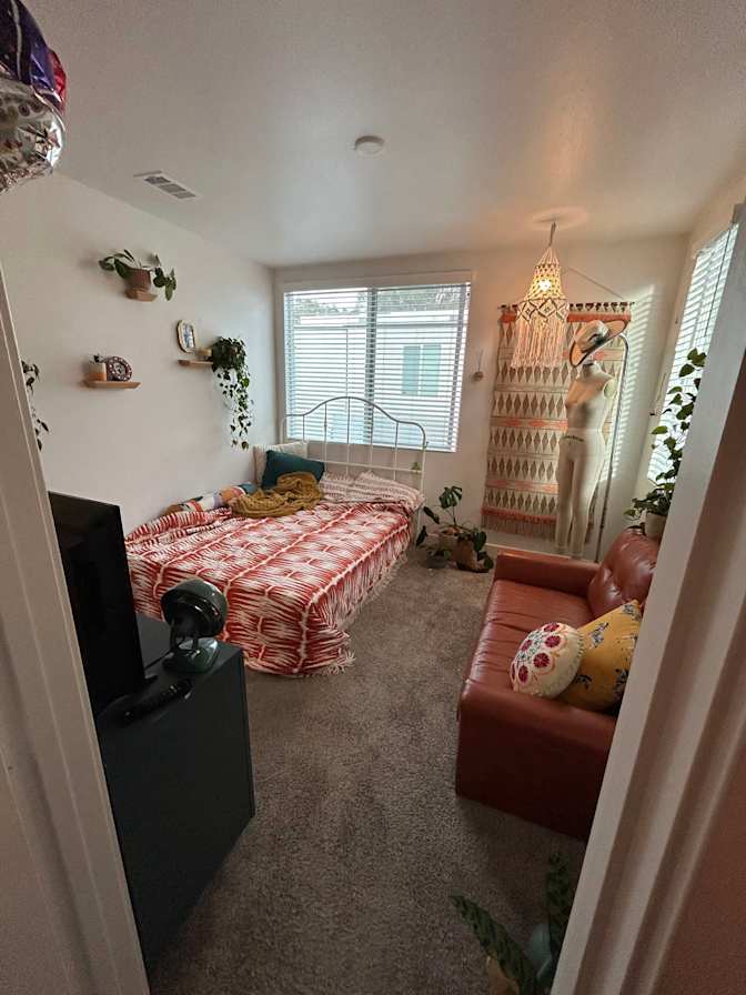 Annabelle's room