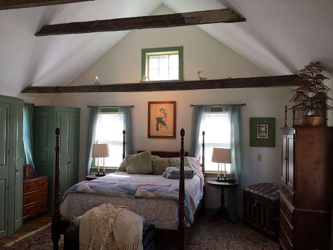 Aileen L's room