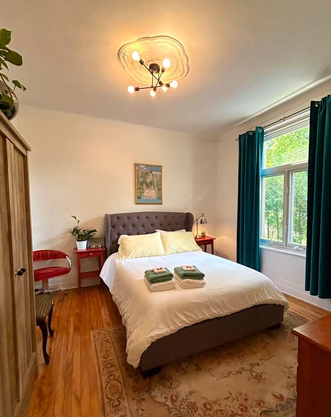 Adrianna & Gary's room