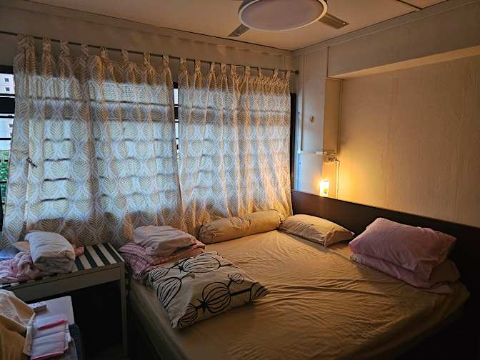 MICHAEL HTOO's room