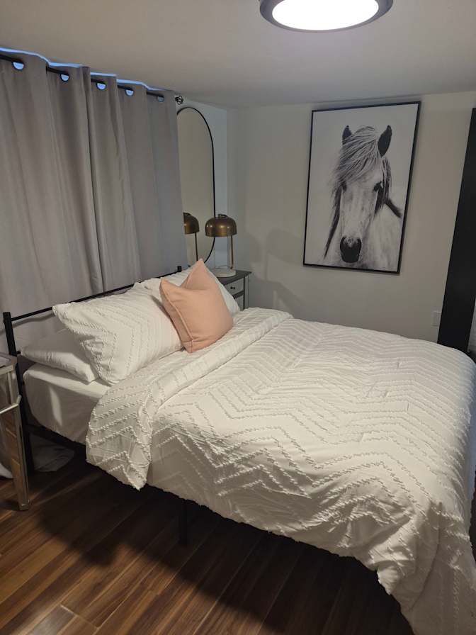 Simone's room