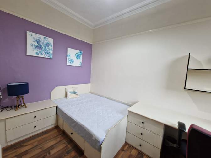 Dawnvale Estates's room