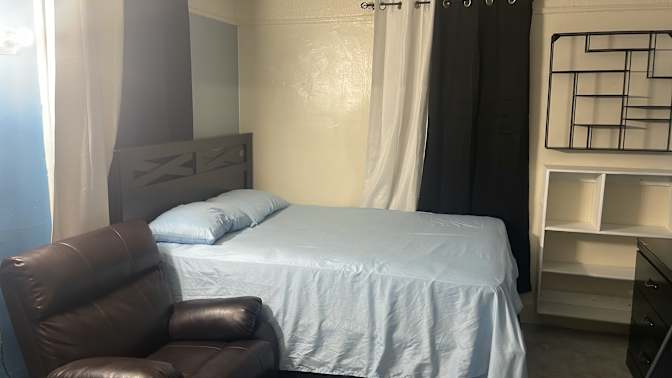 Eriadna Vasquez's room