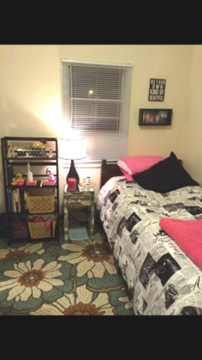 Dina's room