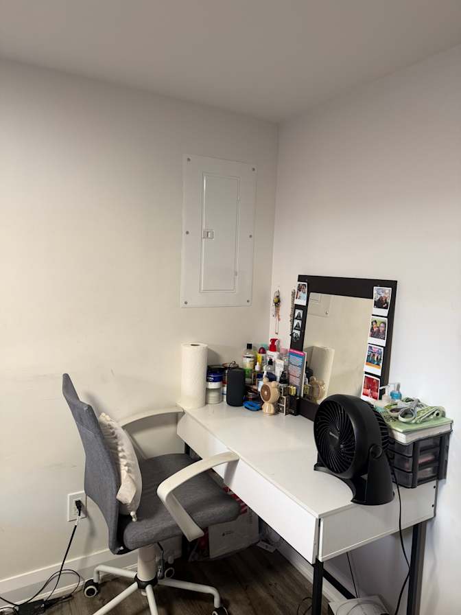 Oyindamola's room