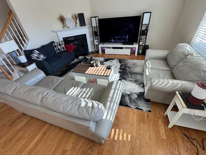 Alcove Rooms's room