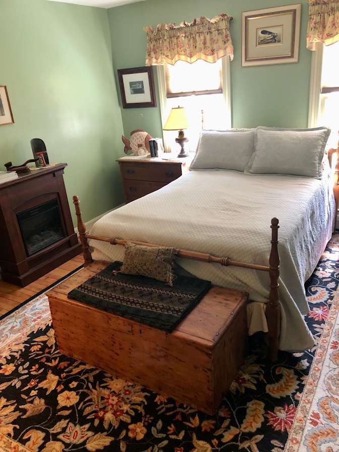 Wayne's room