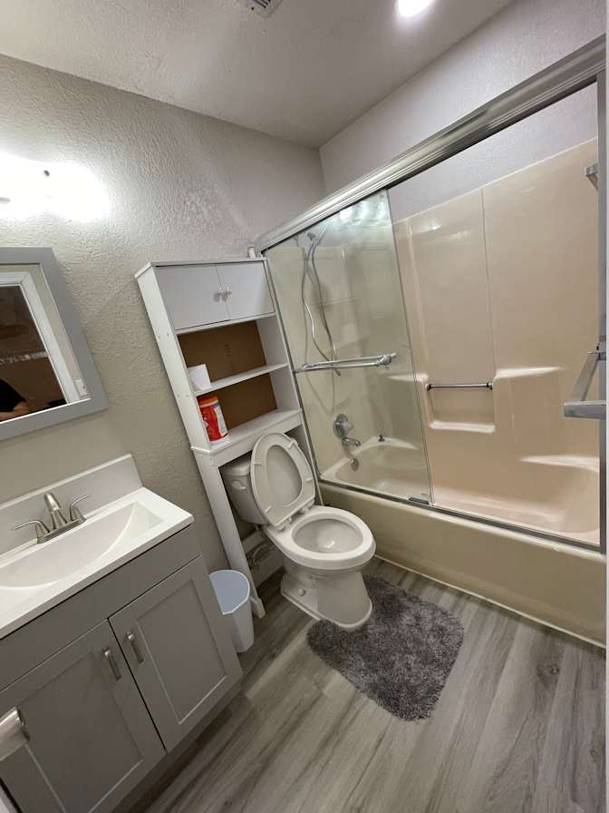 Vuong's room