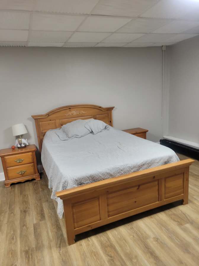 Len's room