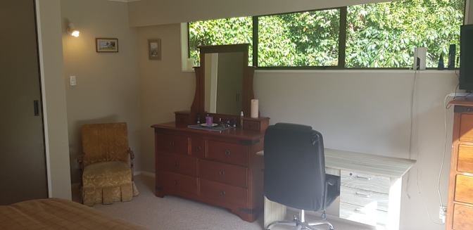 Jeff Lummis's room