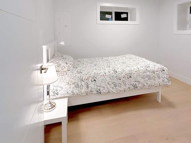 Shirin's room