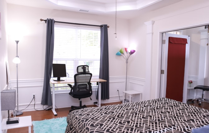 Alcove Rooms's room