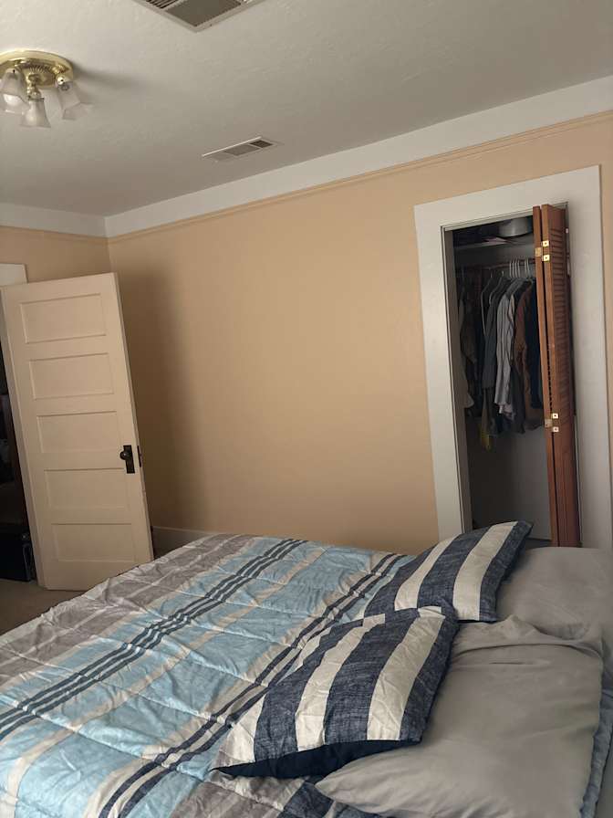 Peter Erbes's room