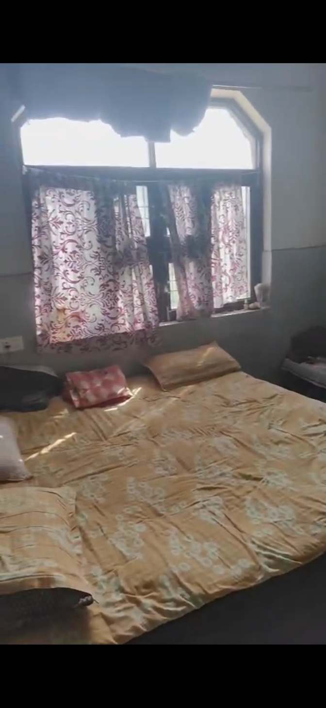 Shubham Mallik's room