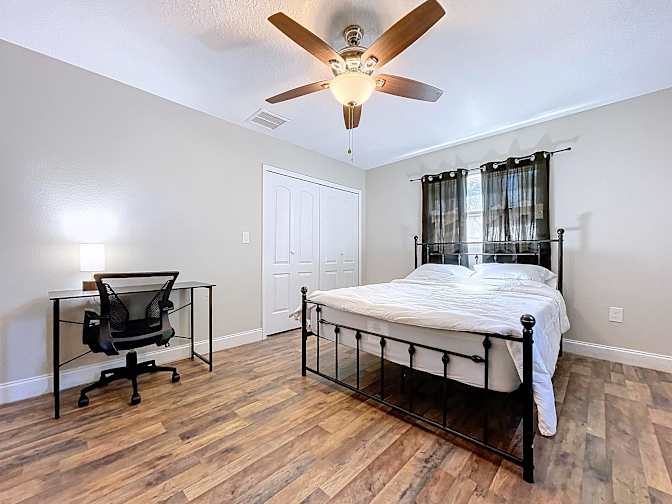 PadSplit's room