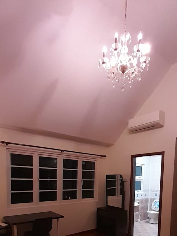 Peace's room