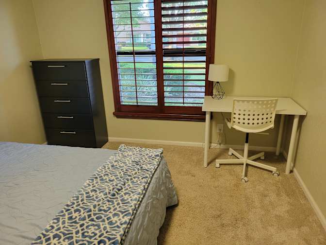 Jose's room