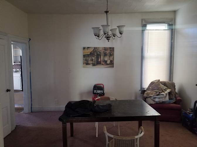 David S LeMontree's room