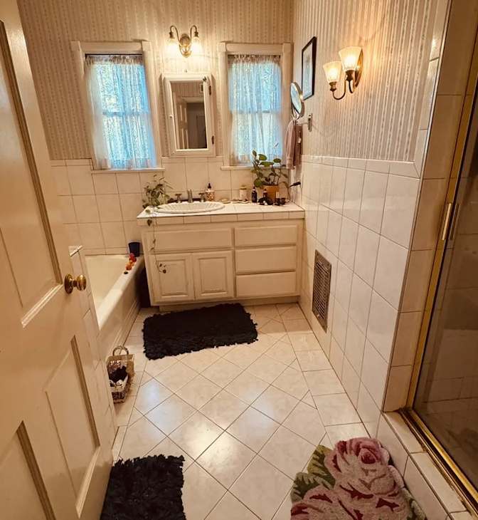 Mary's room