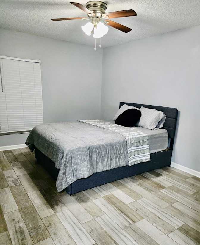 PadSplit's room