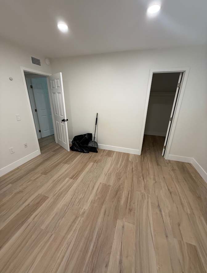 Elina's room
