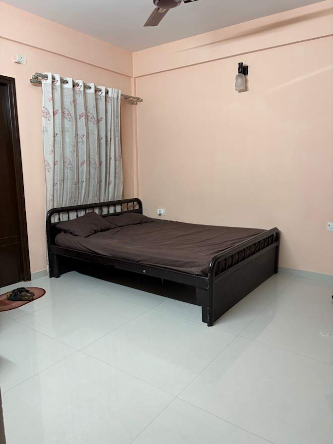 Sakshi's room