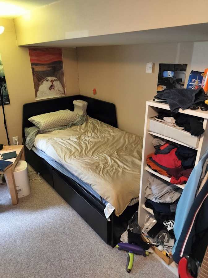 Felipe Martinez's room
