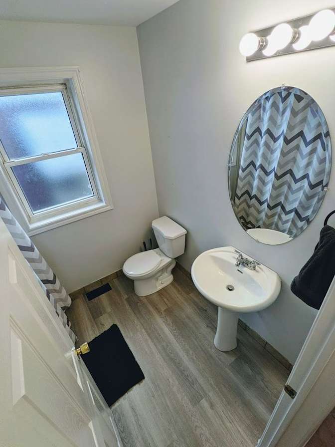 Student Rentals UWindsor's room