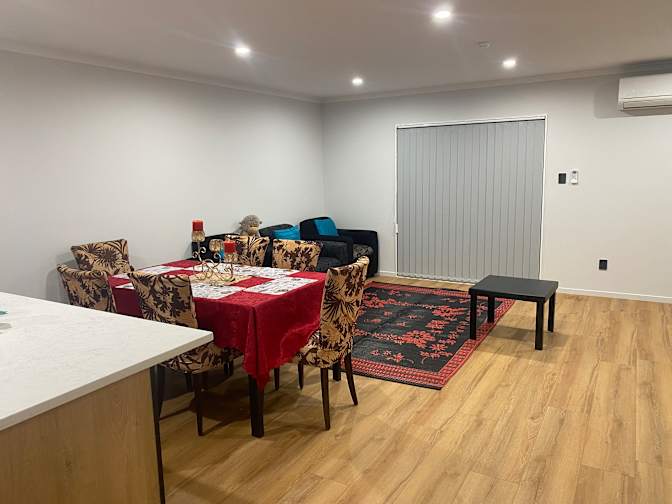 Saleshni Lata's room