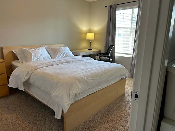 South Hill Home's room
