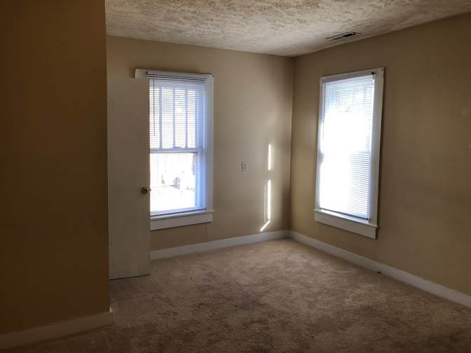Alcove Rooms's room