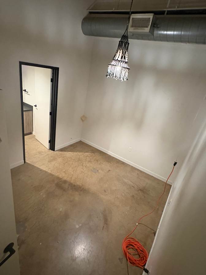 warner's room