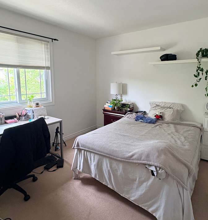 Tracy's room