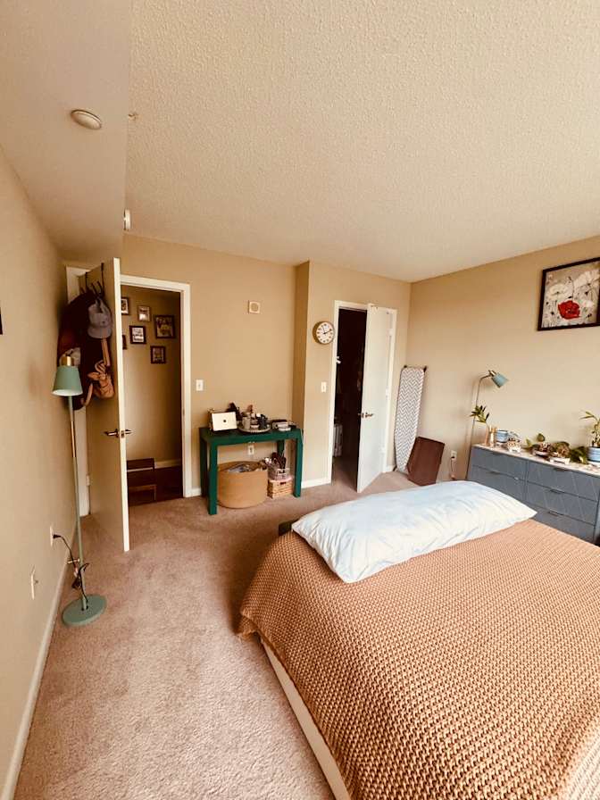 S's room