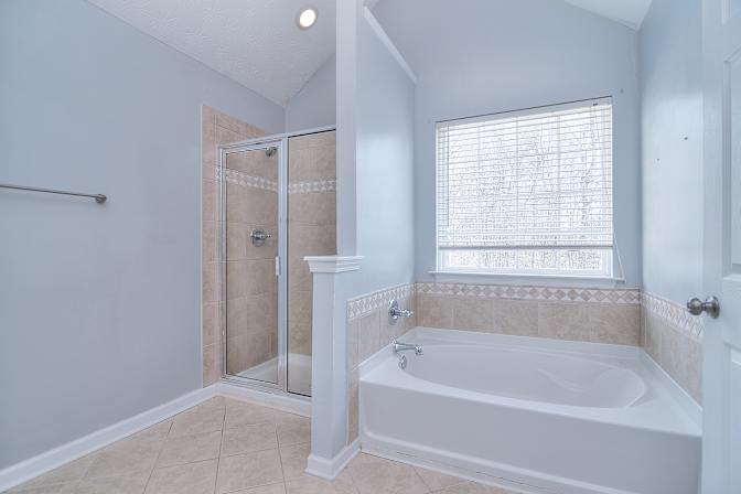 lifedoorrentals's room