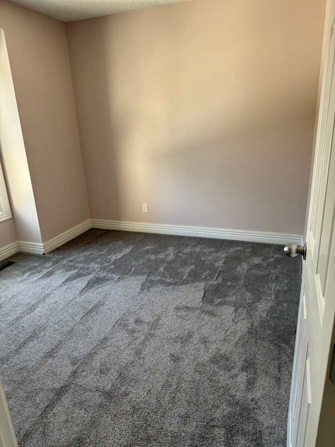 Cale Tamagi's room